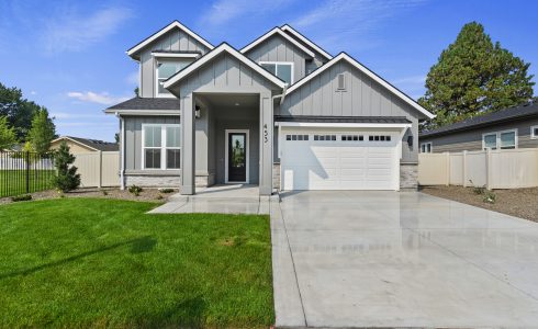 The Ultimate Pre-Move-In Checklist: 8 Things to Do in Your New House